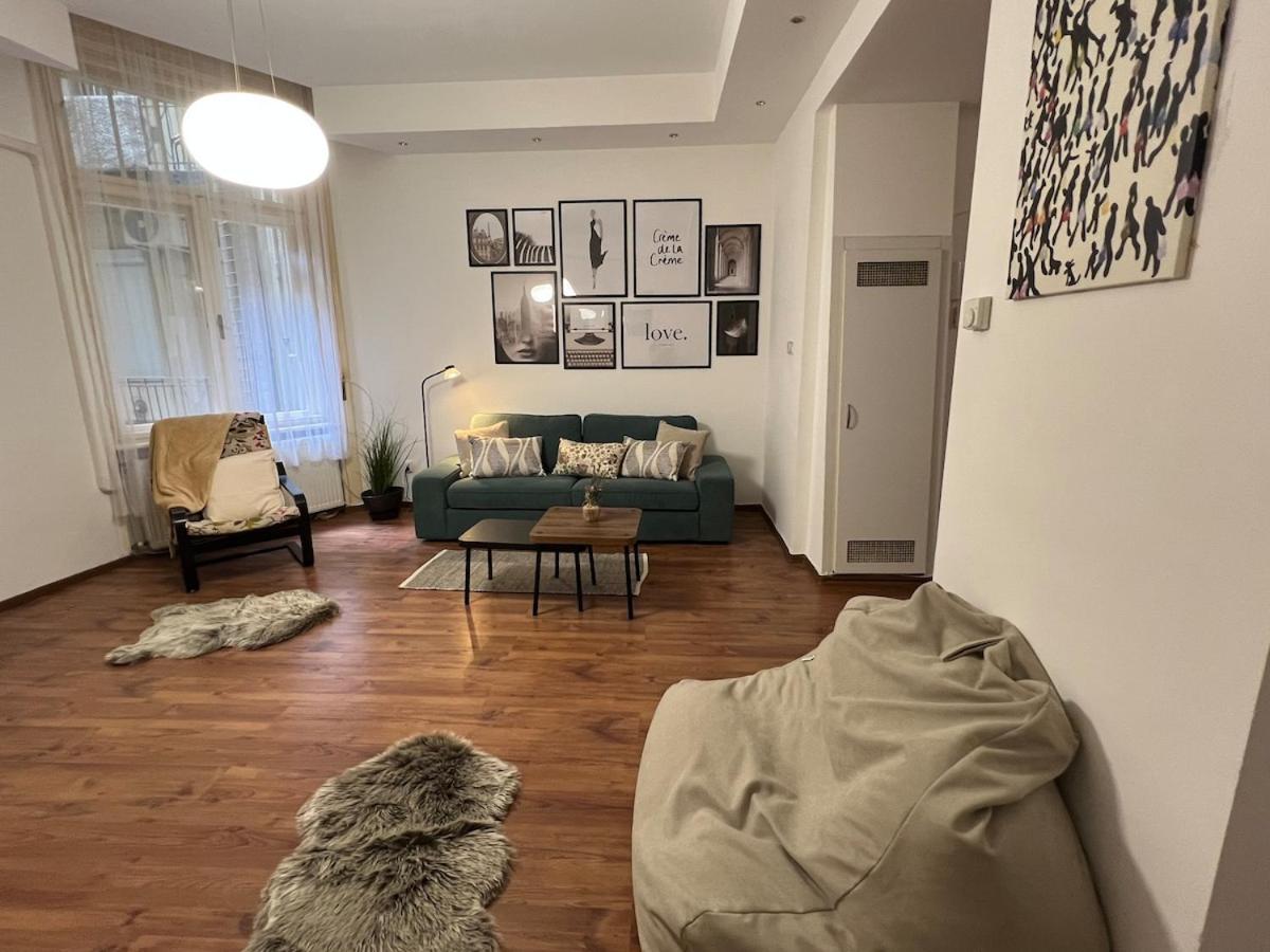 Old Post Apartment-2 Br-ac-balcony Apartament