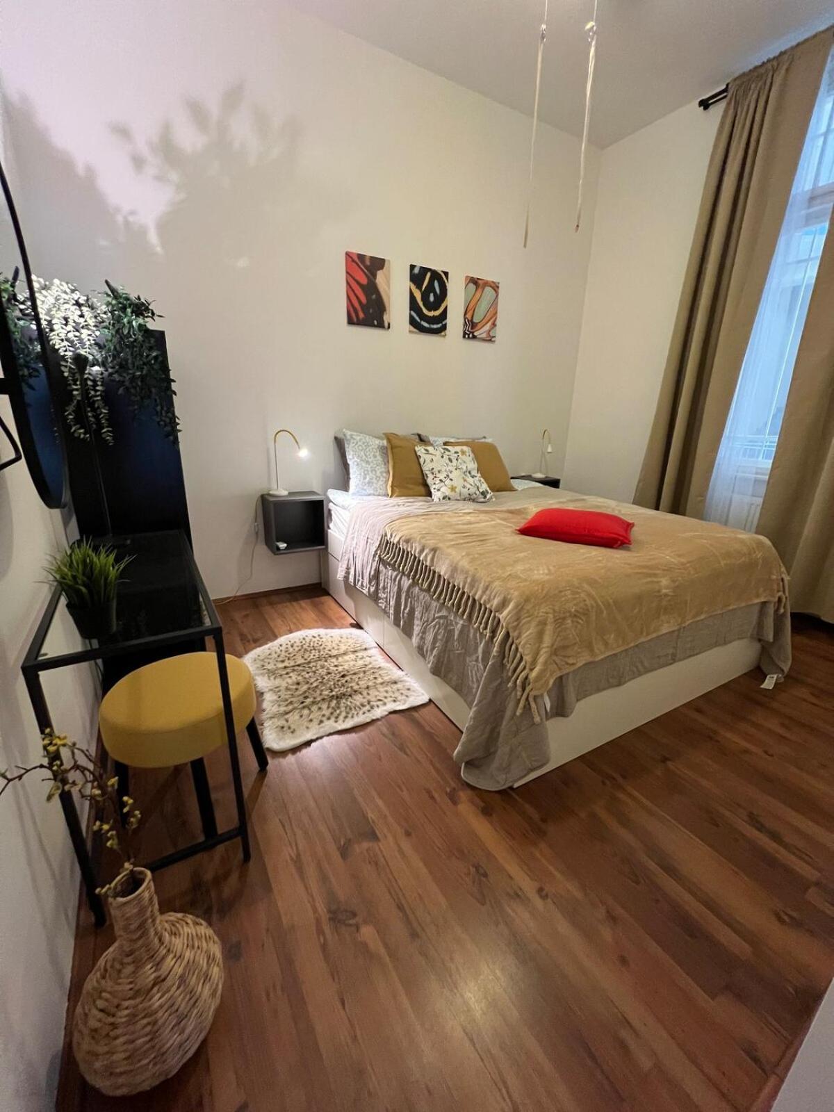 Apartament Old Post Apartment-2 Br-ac-balcony *